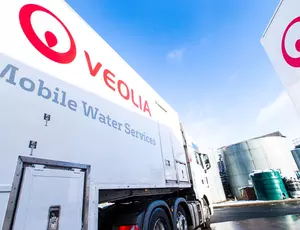 Mobile demineralization for short-term peak demand in the power plant