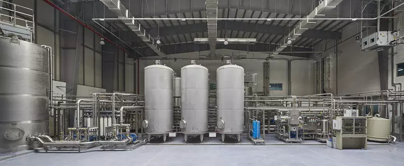 Food and beverage company picture